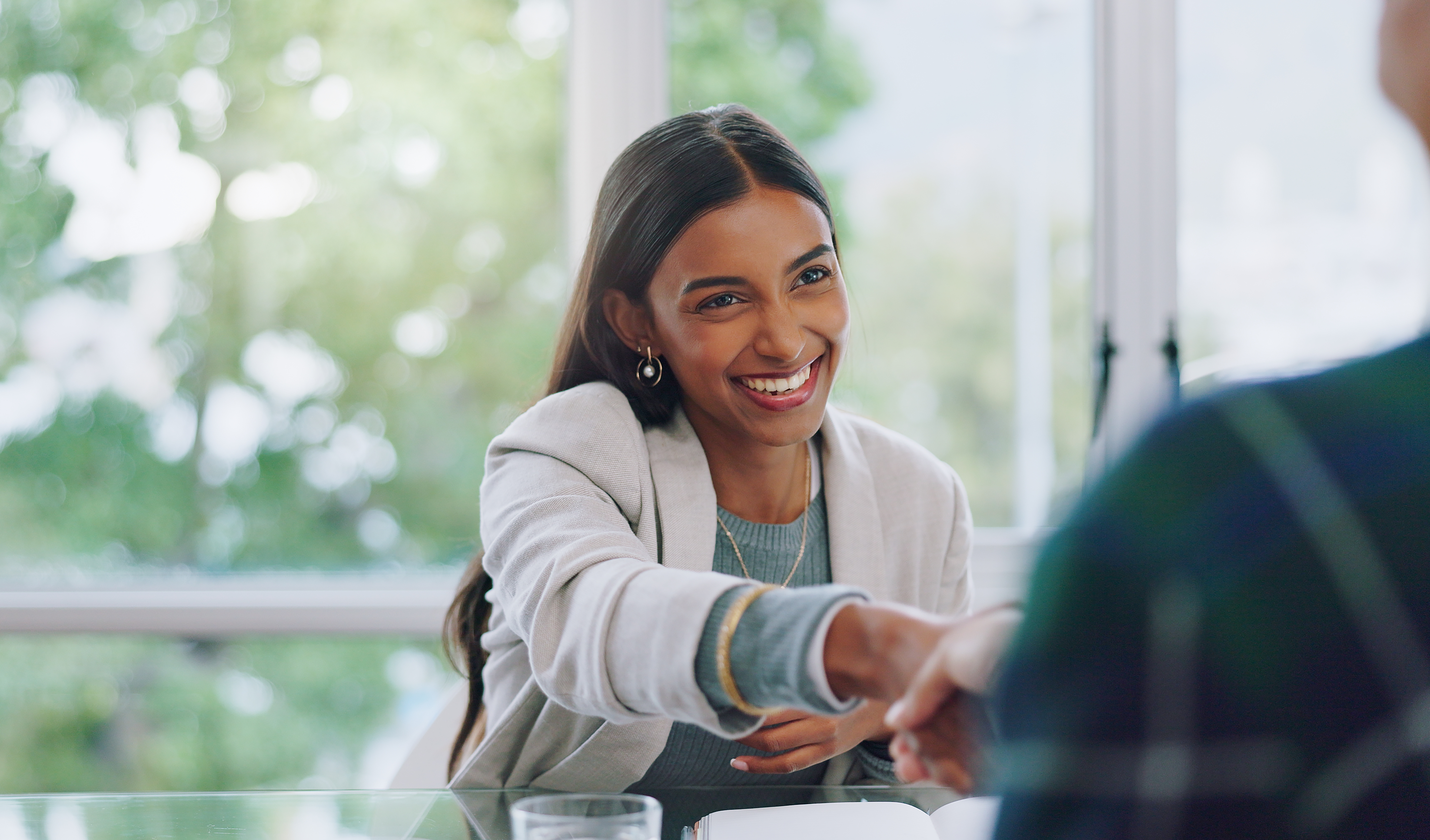 saleswoman creating great first impressions